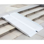 Rampa de aluminio plegable de 1.80 m
